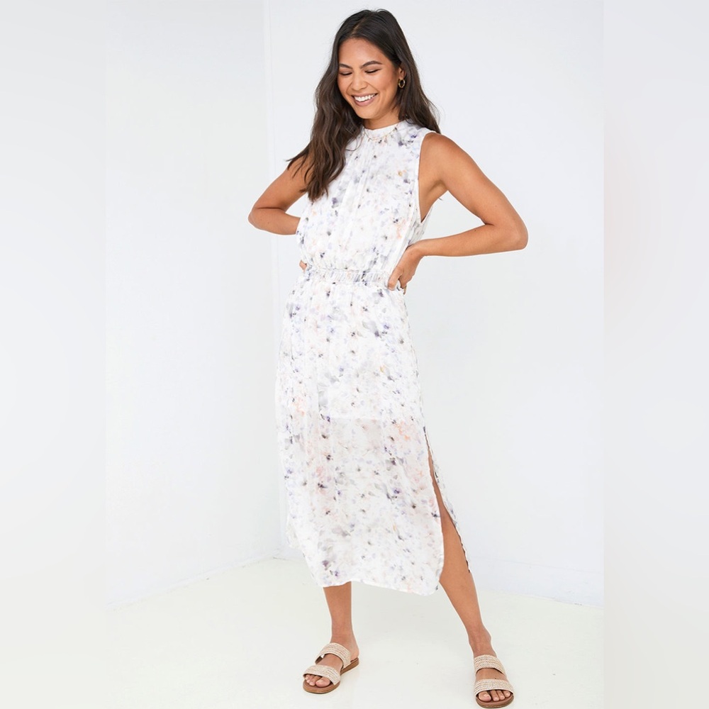 Bella Dahl Sleeveless Smocked Waist Midi Dress in Dusty Floral Print Size M